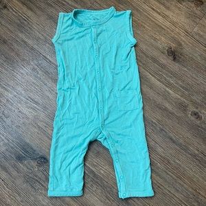 Kyte baby organic  unisex 12-18 month onepiece sleeveless romper